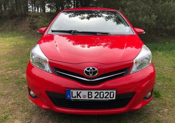 Toyota Yaris cena 26999 przebieg: 139000, rok produkcji 2012 z Sławków małe 781